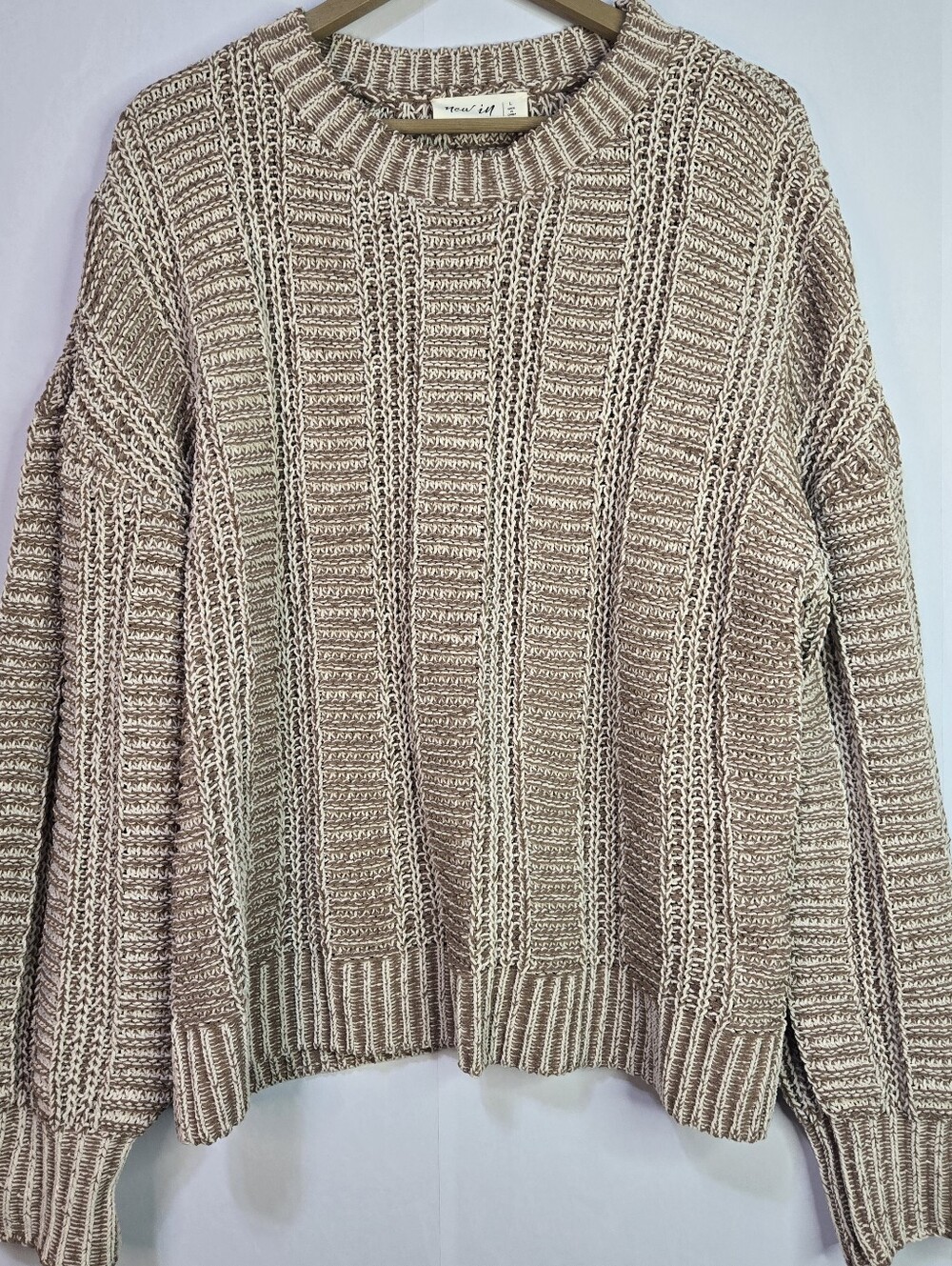 New In Women Size L Chunky Knit sweater, Neutral Tan Shades-Ribbed Hem & Sleeves
